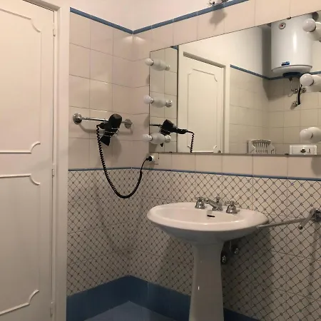 Regina Di - Casa Plinio -