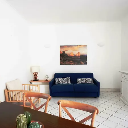 Regina Di - Casa Plinio - Апартаменты *